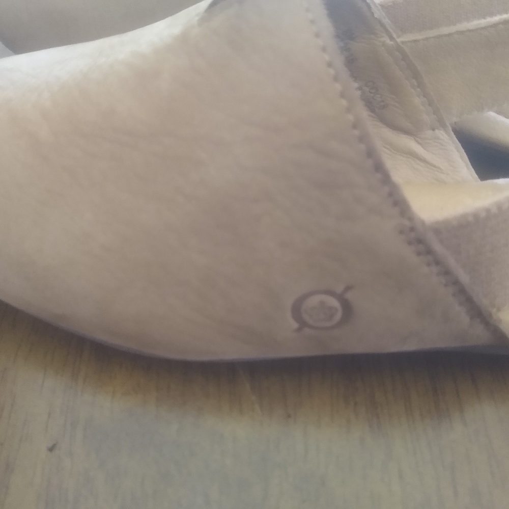 Born covered toes sling back shoes